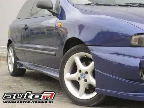Fiat Bravo 96-02 3D Sideskirts Street [Autor] 1