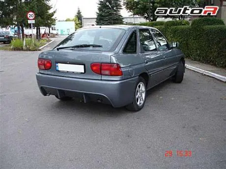 Ford Escort 95-98 4D Rearbumper Blade [Autor] 1