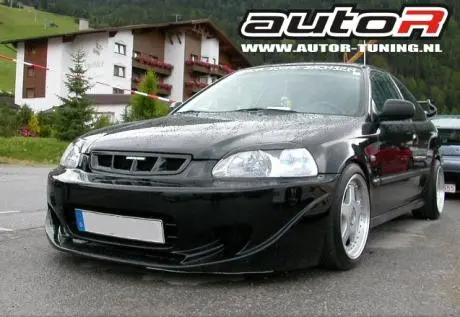 Honda Civic 96-98 Frontbumper Vmax [Autor] 1