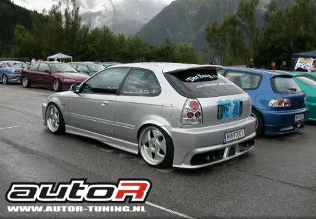 Honda Civic 96-00 3D Rearbumper Old School [Autor] 1