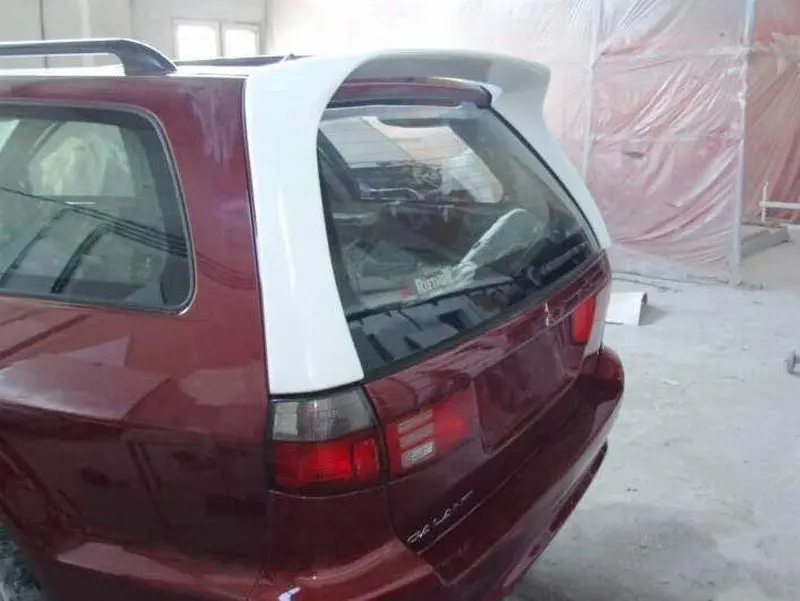 Mitsubishi Galant 97-04 Combi Spoiler [Autor] 1