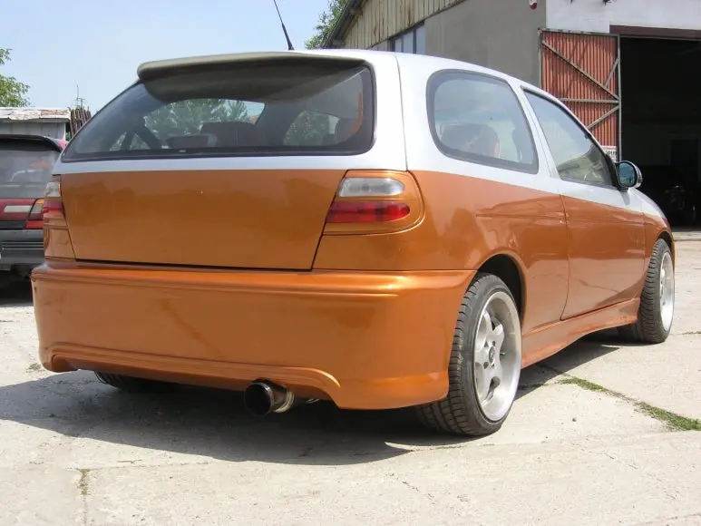 Nissan Almera N15 Hb Rearbumper Type R33 [Autor] 1