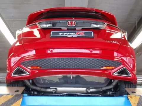 Honda Civic 3/5D 06+ Q300 Catback System Incl Tuv [Invidia] 1