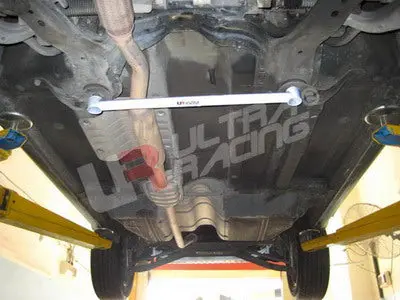 Hyundai Tucson 08+ Ultraracing Front Lower Tiebar 656 1