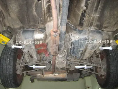 Nissan X Trail 01-07 Ultraracing 2X 2-Point Rear Side Bars 1