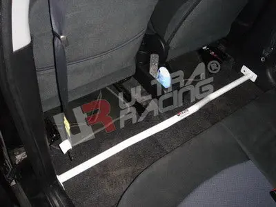 Mitsubishi Colt 05+ 3/5D Ultraracing 2-Point Room Bar 1