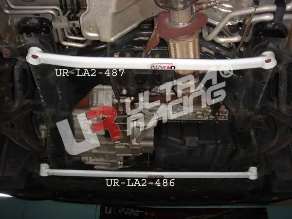 Honda Odyssey 05+ Ultraracing 2-Point Front Lower Tiebar 1
