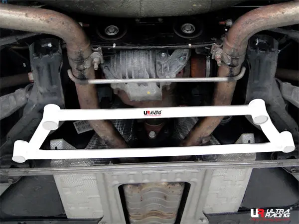 Jaguar Xf-Sv8 4.2 08+ Ultraracing 4-Point Rear Member Brace 1