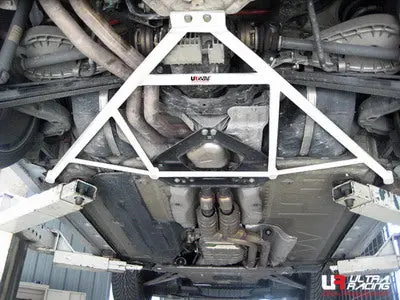 Bmw Z4 E85 02+ Ultraracing 6-Point Rear Member Brace 1