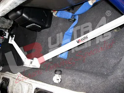 Mitsubishi Evo 4/5/6 Ultraracing 2-Point Room Bar 1