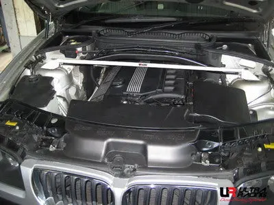 Bmw E83 X3 2.5 03+ Ultraracing 2-Point Front Upper Strutbar 1