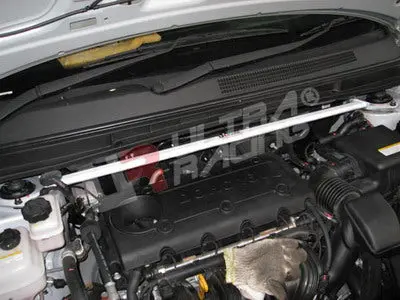 Kia Carens 06+ Ultraracing 2-Point Front Upper Strutbar 764 1