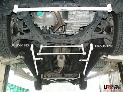 Honda Stream 07+ Ultraracing 2X 3-Point Floor Bars 1