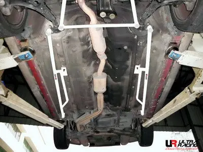 Hyundai Coupe 96-99 Ultraracing 2X 3-Point Floor Bars 1584 1