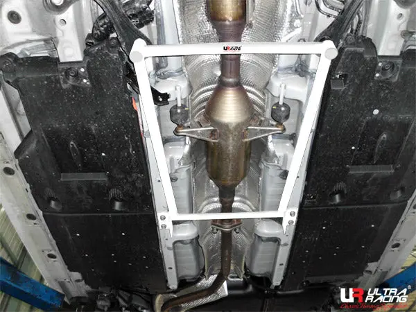 Toyota Prius Xw30 10+ Ultraracing Rear Sway Bar 19Mm 1