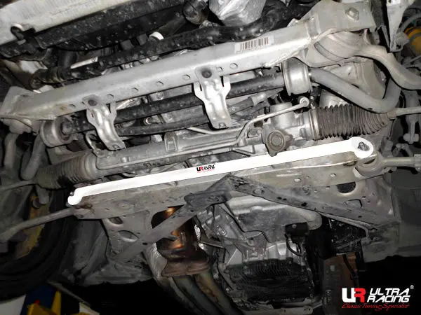 Bmw 3-Series E92 06+ 3.5 Ultraracing Front Lower Tiebar 1