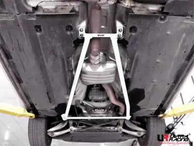 Audi A4 B8 08+ /A5 2.0T Ultraracing 4-Point Mid Lower Bar 1