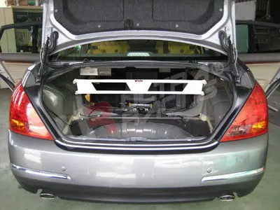 Nissan Teana 03-08 J31 Ultraracing Rear Upper Strutbar 1