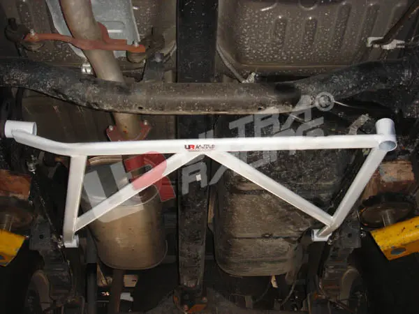 Mitsubishi Triton/L200 06+ Ultra-R 4-Point Rear L Brace 639 1