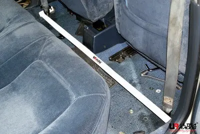 Honda Accord 90-93 Ultraracing 2-Point Room Bar 1
