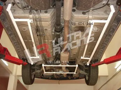 Mitsubishi Outlander 03-06 Ultra-R 2X 4-Point Side Bars 1