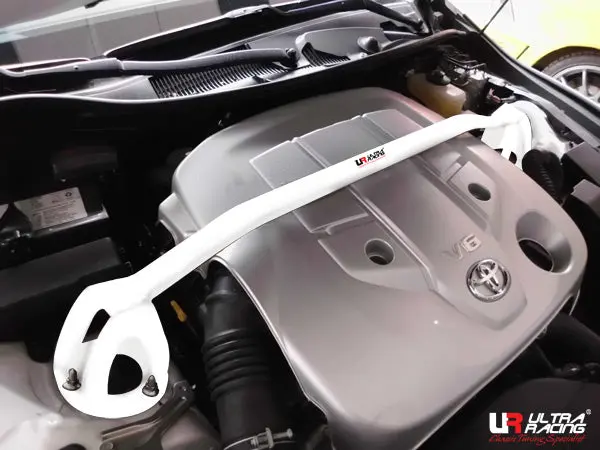 Toyota Mark X 09+ 2.5 Ultraracing Front Upper Strutbar 1