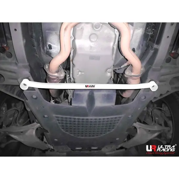 Cadillac Cts 3.6 07+ Ultraracing 2Point Front Lower Tiebar 1