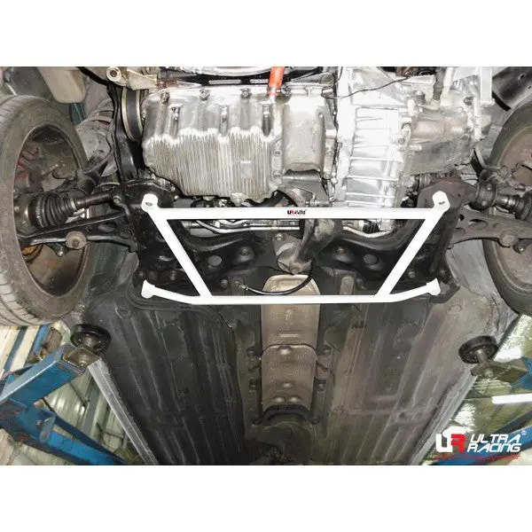 Fiat Bravo 1.8 95-01 Ultraracing 4-Point Front Lower Brace 1