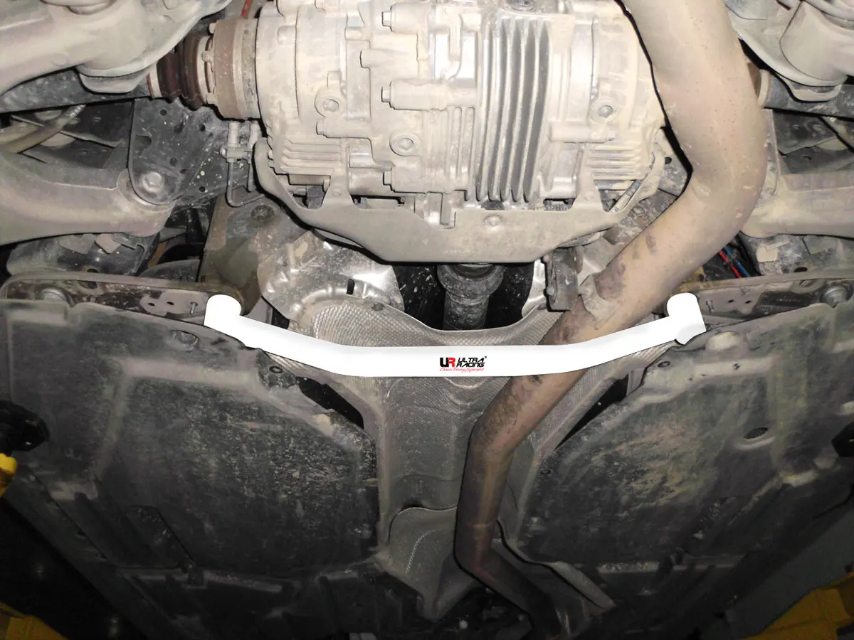 Bmw X6 E71 3.0T 08+ Ultraracing 2-Point Rear Lower Tiebar 1