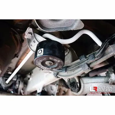 Bmw 5 525/528 F10 10+ Ultraracing Rear Sway Bar 16Mm 1