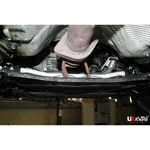 Volvo V60 T4 1.6T 10+ Ultraracing Front Sway Bar 23Mm 1