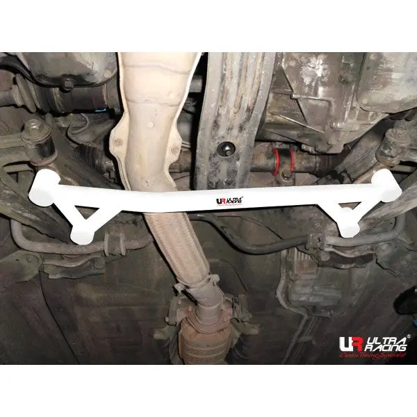 Nissan Primera 95-02 P11 Ultraracing 4-Point Front H-Brace 1