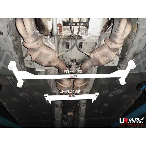 Maserati Gran Turismo 4.2 07+ Ultra-R 4P Front Lower Brace 1