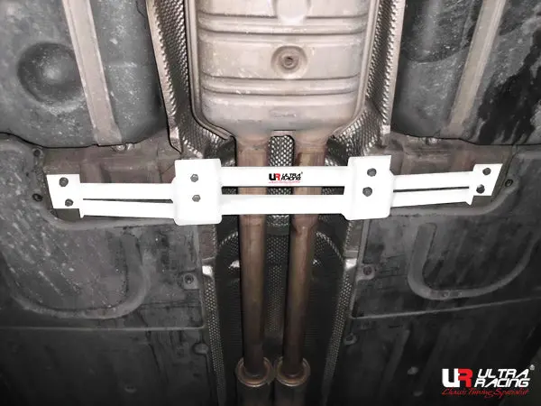 Bmw 7-Series E65 735/740 Ultraracing 4P Mid Lower Brace 2056 1