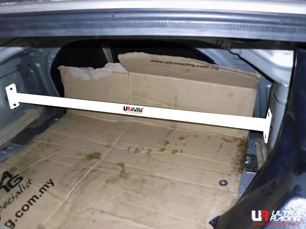 Hyundai Elentra Xd 1.8 00-06 Ultraracing 2P Rear Strutbar 1