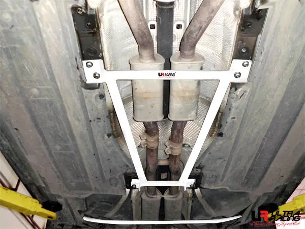 Audi A6 10+ 2.5T Ultraracing 4-Point Mid Lower Brace 2487 1