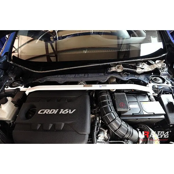 Hyundai I30 1.6D 12-17 Ultraracing 2P Front Upper Strutbar 1