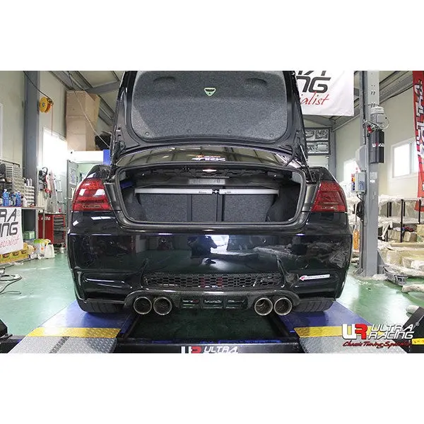 Bmw M3 E92 07-13 Ultraracing 2P Adj. Rear Upper Strut Bar 1