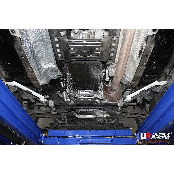 Mercede Glk 08-15 Ultraracing 2X2-Point Front Lower Brace 1