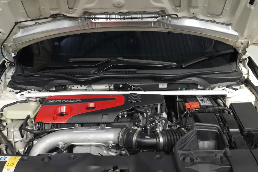 Honda Civic Type-R Fk8 17+ Ultra-R 2P Front Upper Strutbar 1