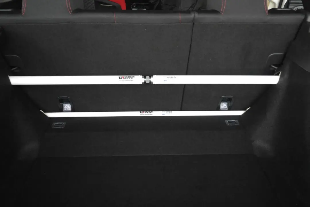 Honda Civic Type-R Fk8 17+ Ultra-R 2P Rear Upper Strutbar 1
