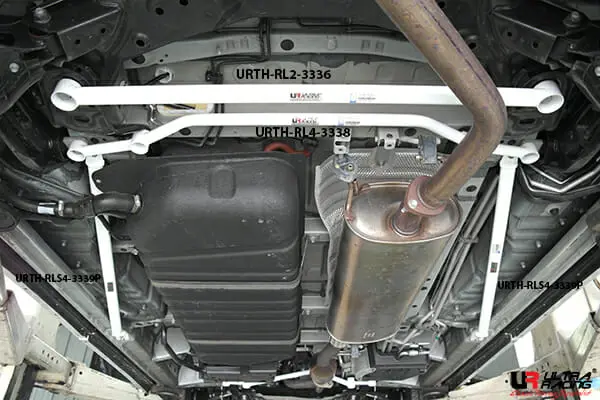 Toyota Alphard Ah30 Ultra Racing 2-Point Rear Lower Brace 1