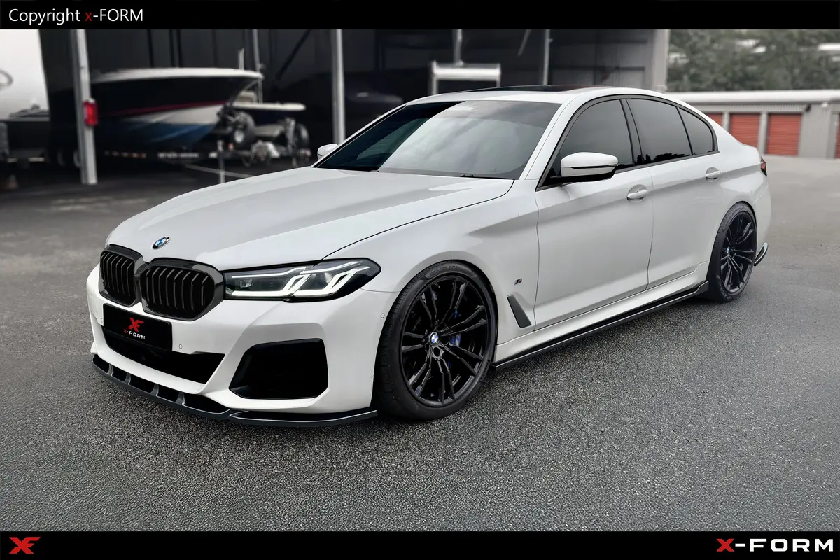 Bmw G30/G31 M-Package Facelift Glossy Black Abs Cup Side Skirts 1