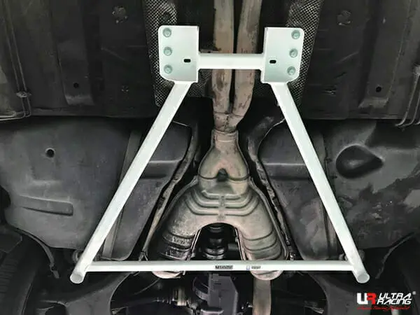 Bmw E39 M5 Ultra Racing Rear Lower Bar 3064 1
