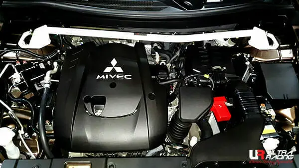 Mitsubishi Outlander 2.4 2Wd/4Wd 13+ Ultra-R Front Strutbar 1