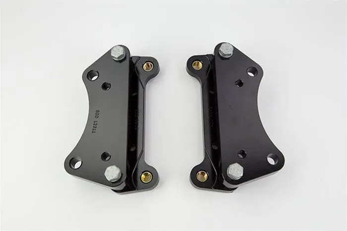 Wilwood Heavy-Duty Caliper Mounting Brackets - Pair, 249-12330/31 1